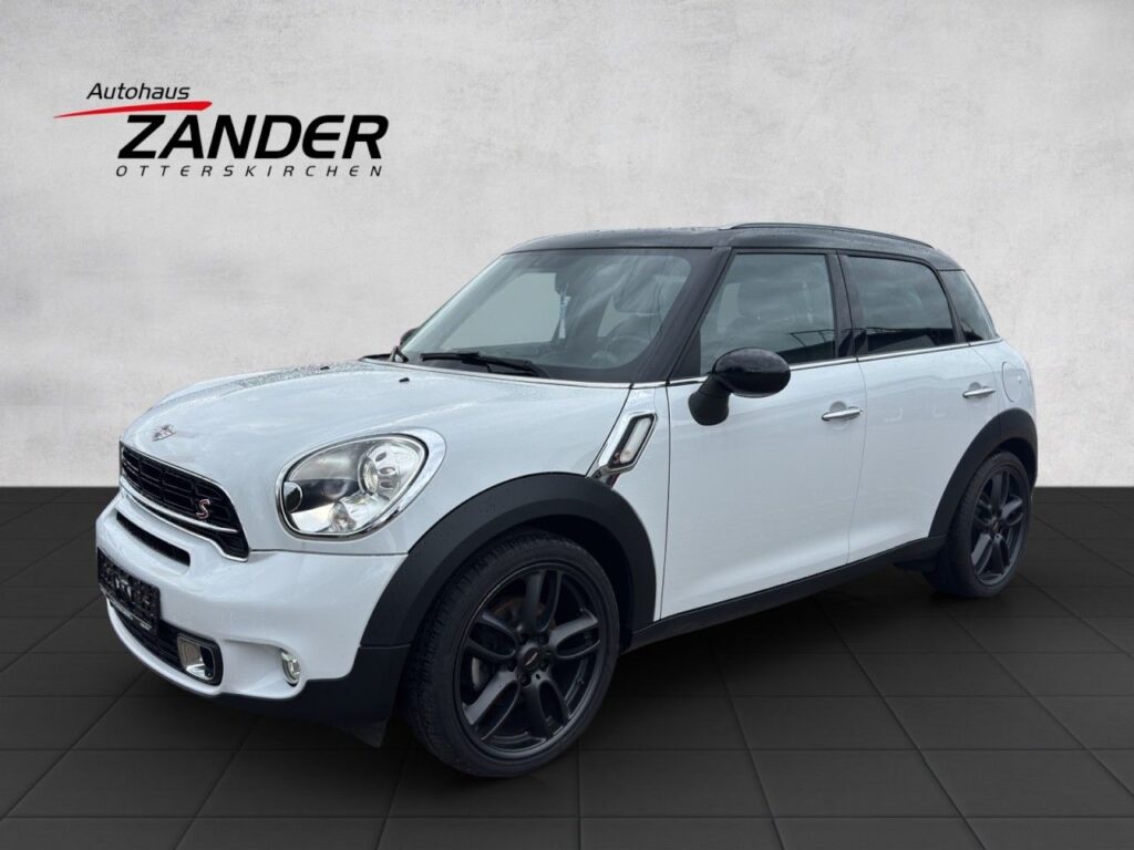 MINI Countryman Cooper SD Leder uvm. 8fach bereift