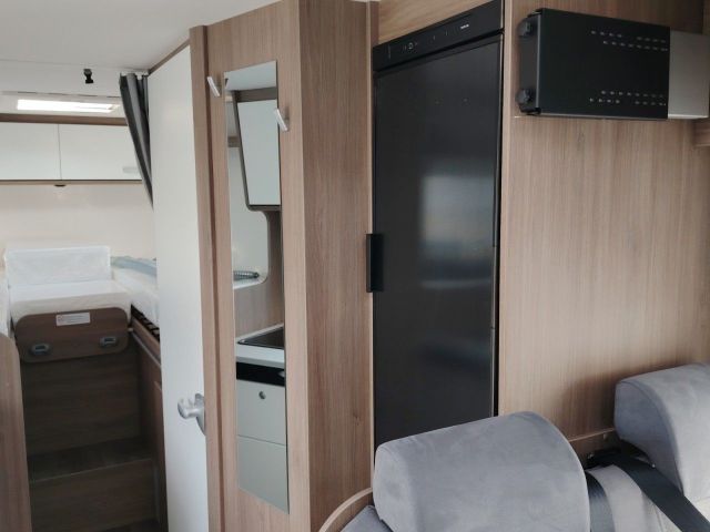 CARADO V 347 PRO+ Clever-Lift-Bett Schwenk-Bad - Bild 14
