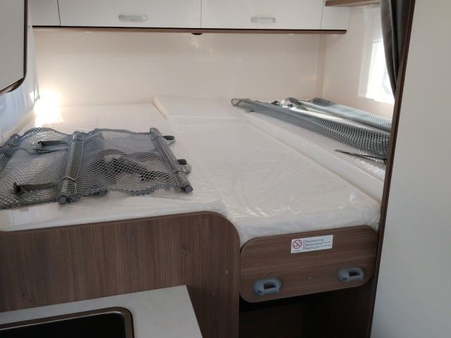 CARADO V 347 PRO+ Clever-Lift-Bett Schwenk-Bad - Bild 18
