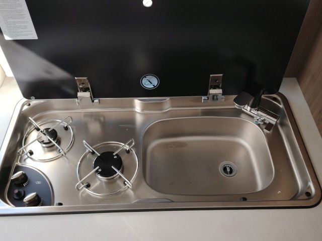 CARADO V 347 PRO+ Clever-Lift-Bett Schwenk-Bad - Bild 19