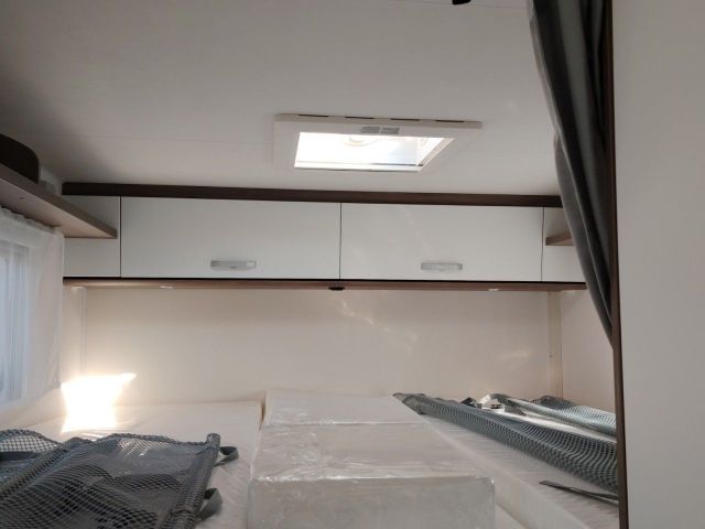 CARADO V 347 PRO+ Clever-Lift-Bett Schwenk-Bad - Bild 24